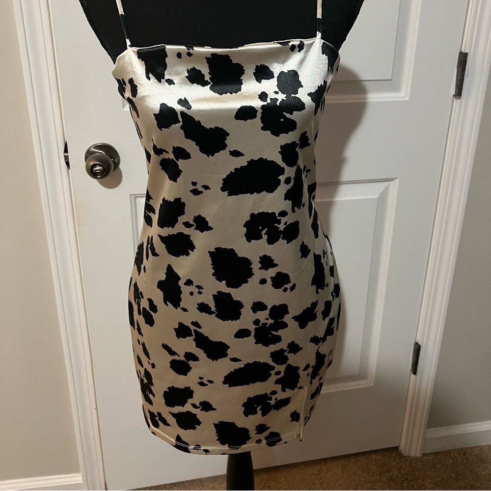 Satin Cow Print BNW Mini Dress w/slit - M